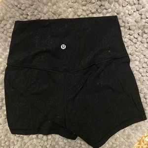 lululemon align short (4” size 6)